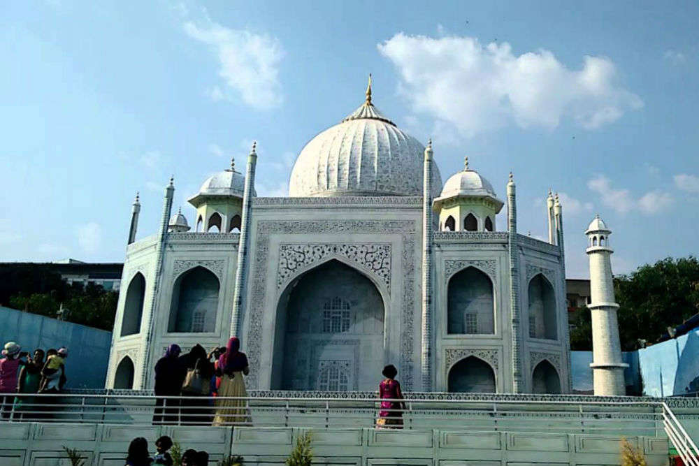 bangalore taj mahal