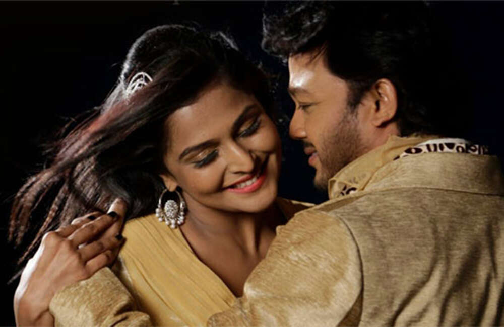 A still from Style King