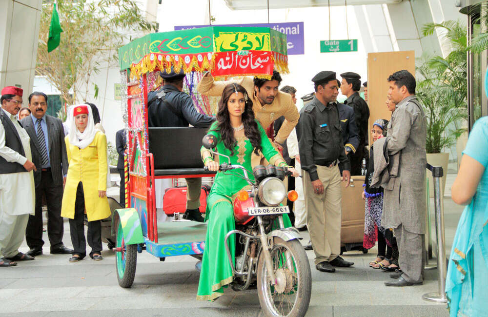 A still from Happy Bhag Jayegi