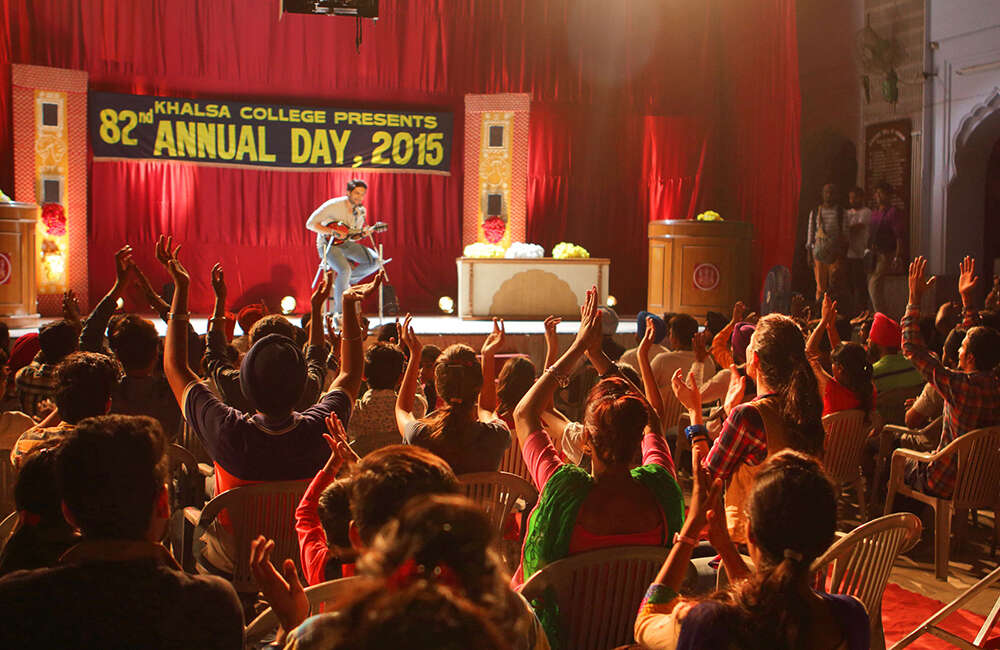 A still from Happy Bhag Jayegi