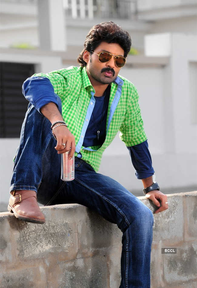 A still from Pataas