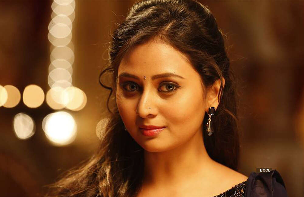A still from Maasthi Gudi