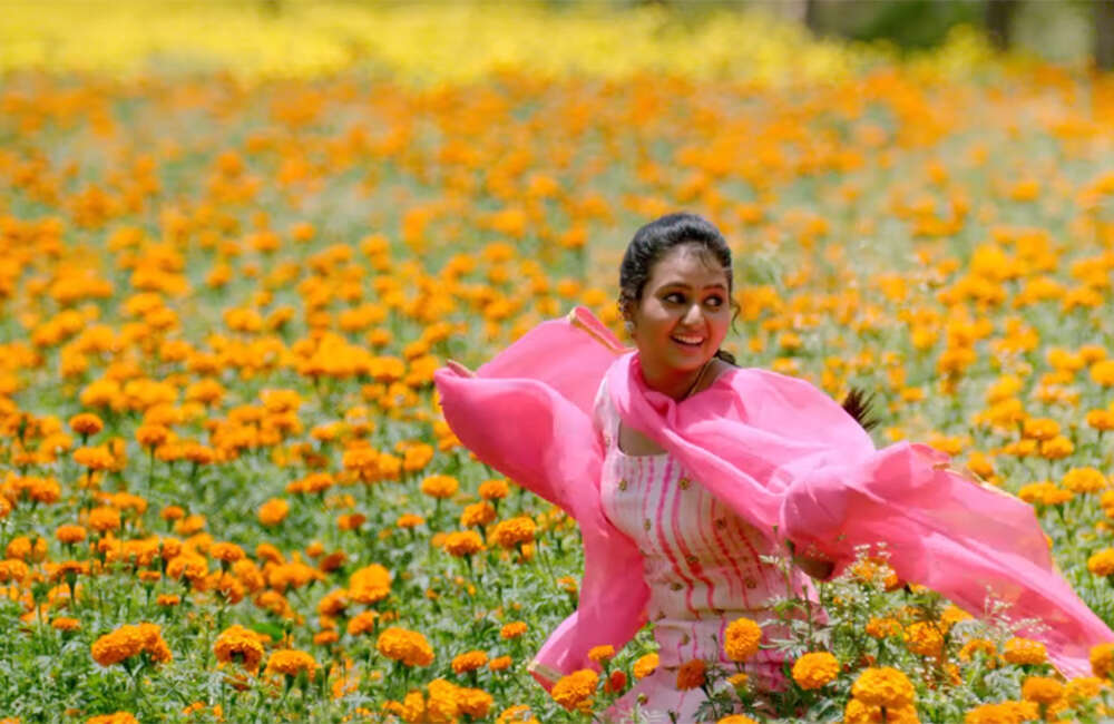 A still from Maasthi Gudi