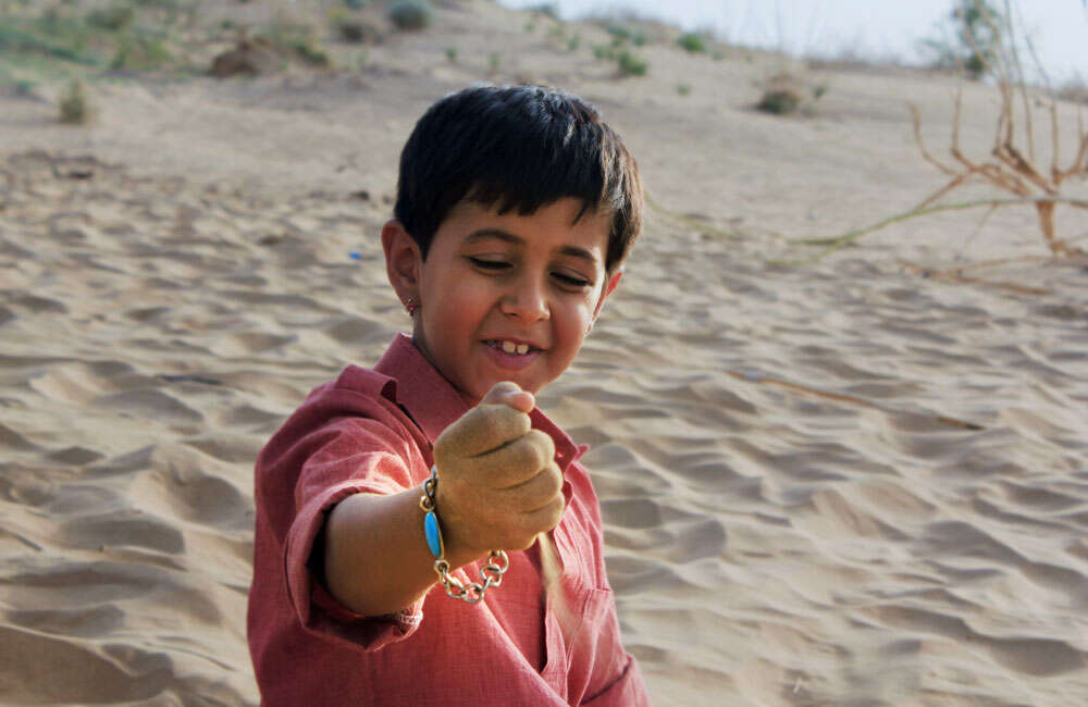 A still from Dhanak