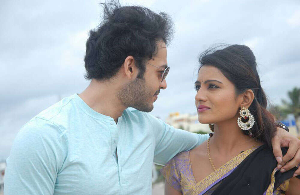 A still from Apsssarey