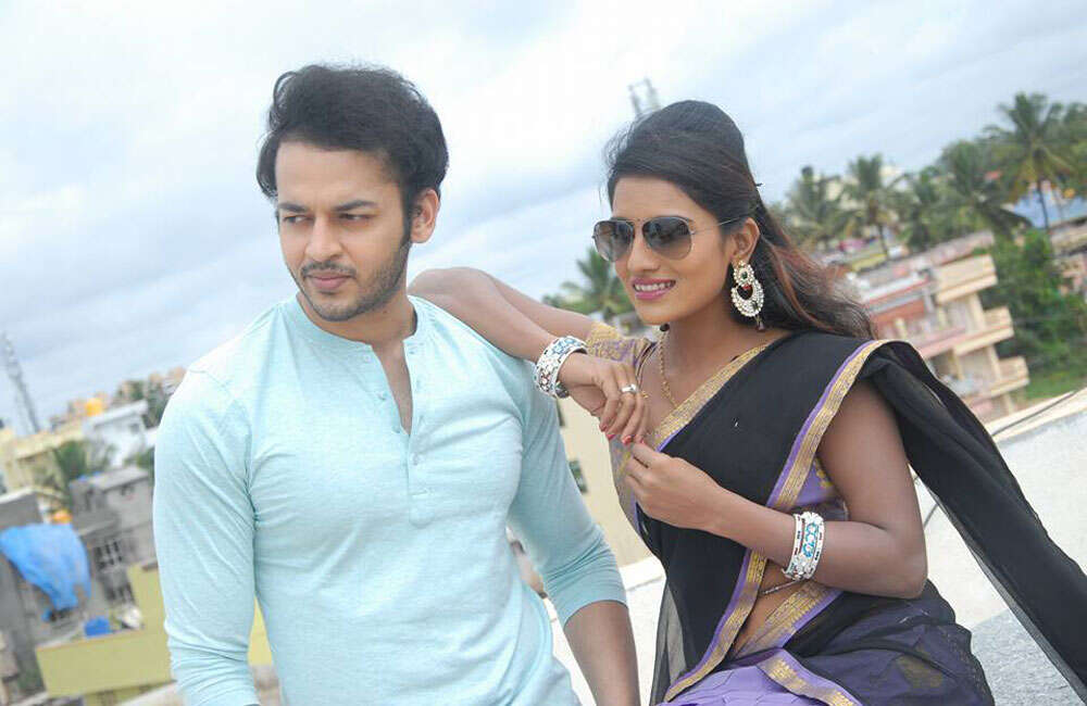 A still from Apsssarey