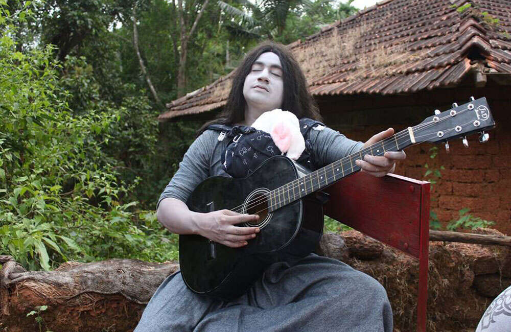 A still from Riktha