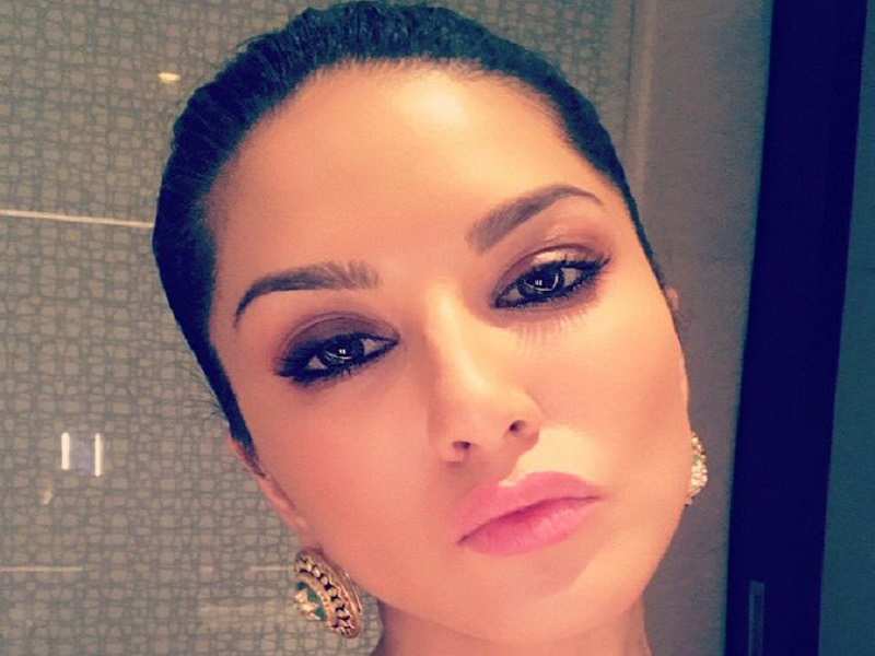 Pic: Sunny Leone’s pout game is on point in this click