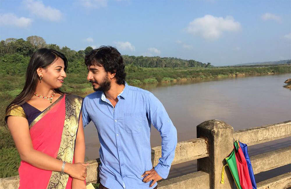 A still from Mathu Kathe