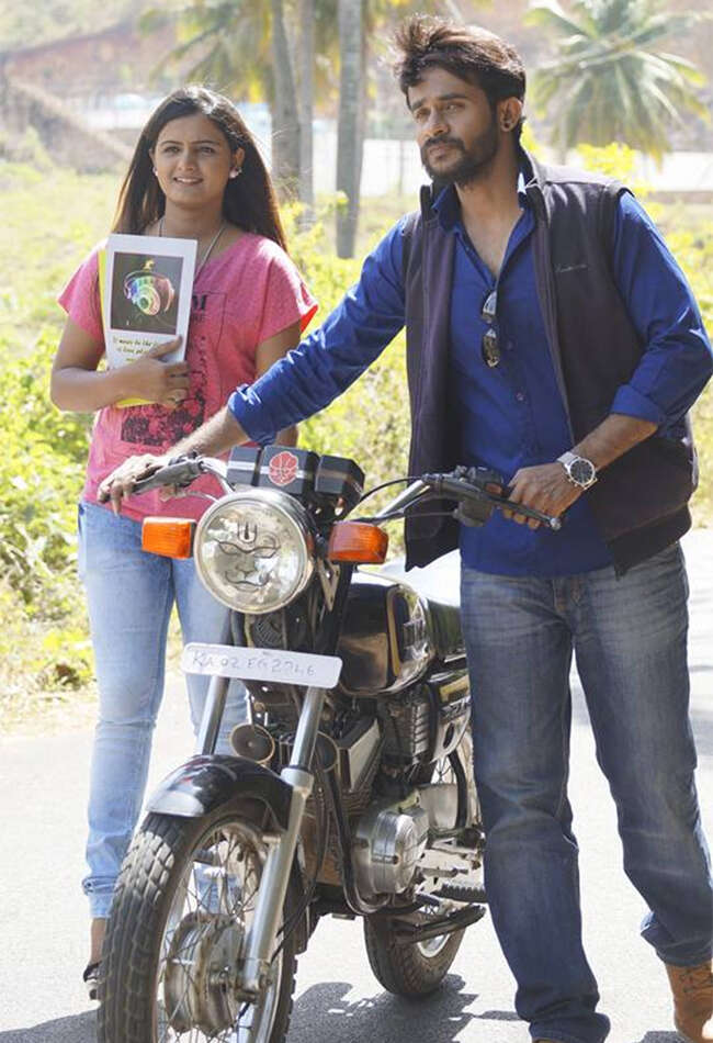 A still from Mathu Kathe