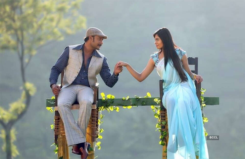 A still from Chakravarthy