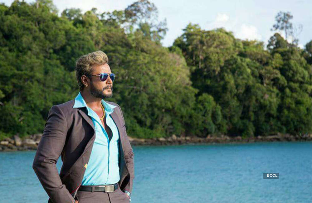 A still from Chakravarthy