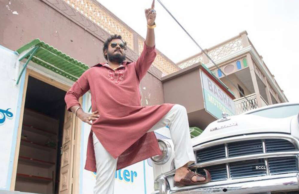 A still from Chakravarthy