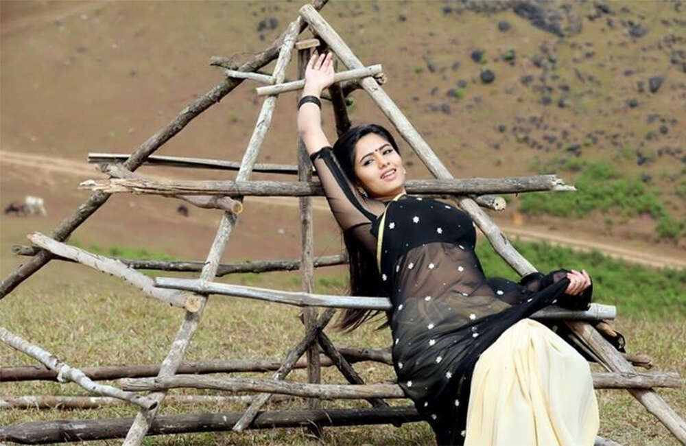 A still from Chakravarthy