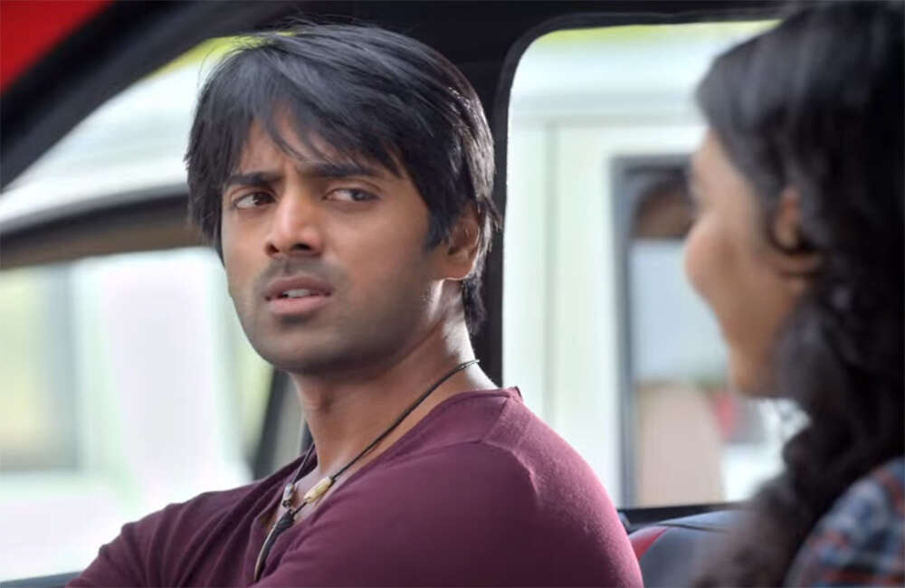 A still from 1/4 Kg Preethi