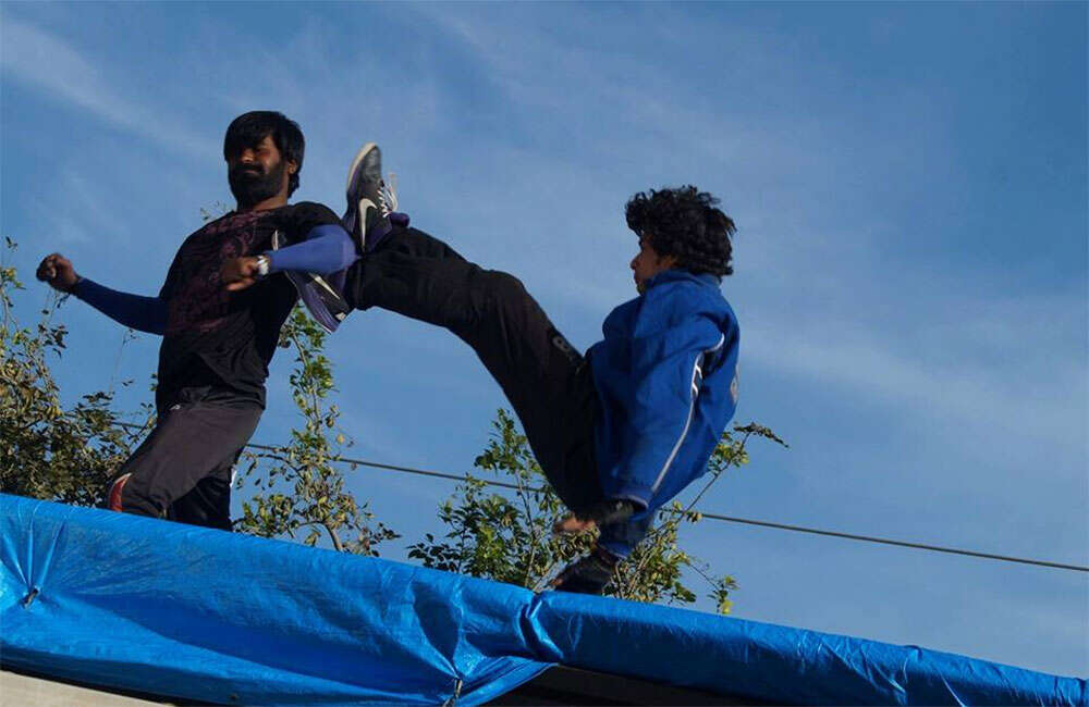 A still from Sojiga