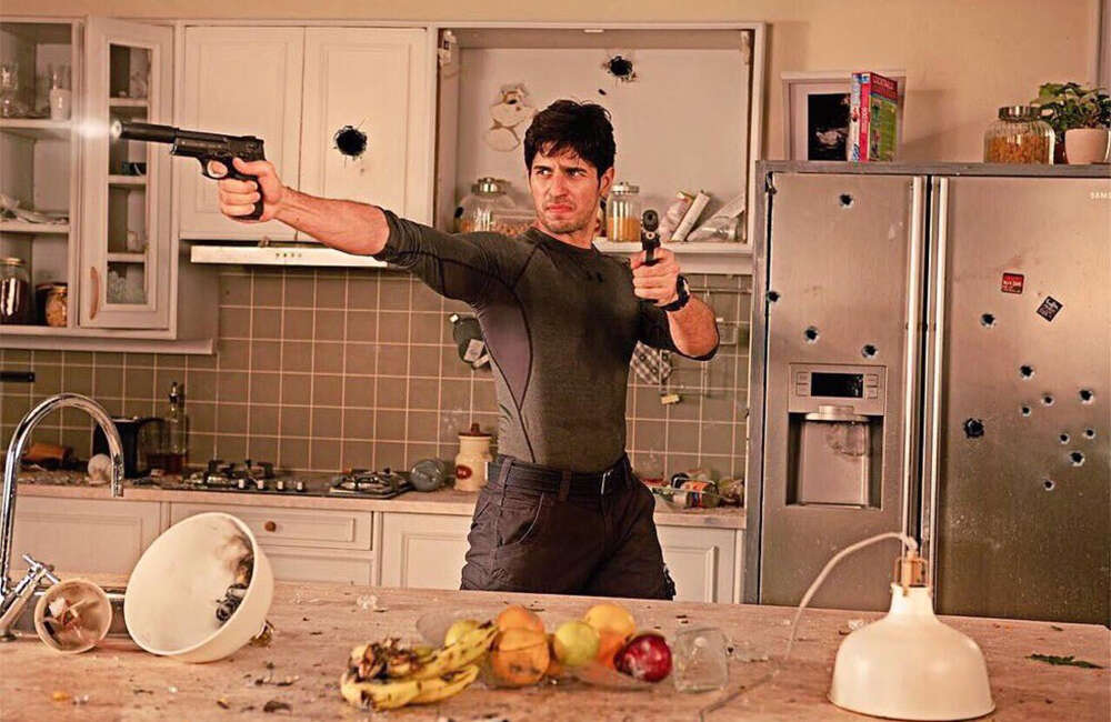 A still from A Gentleman: Sundar Susheel Risky