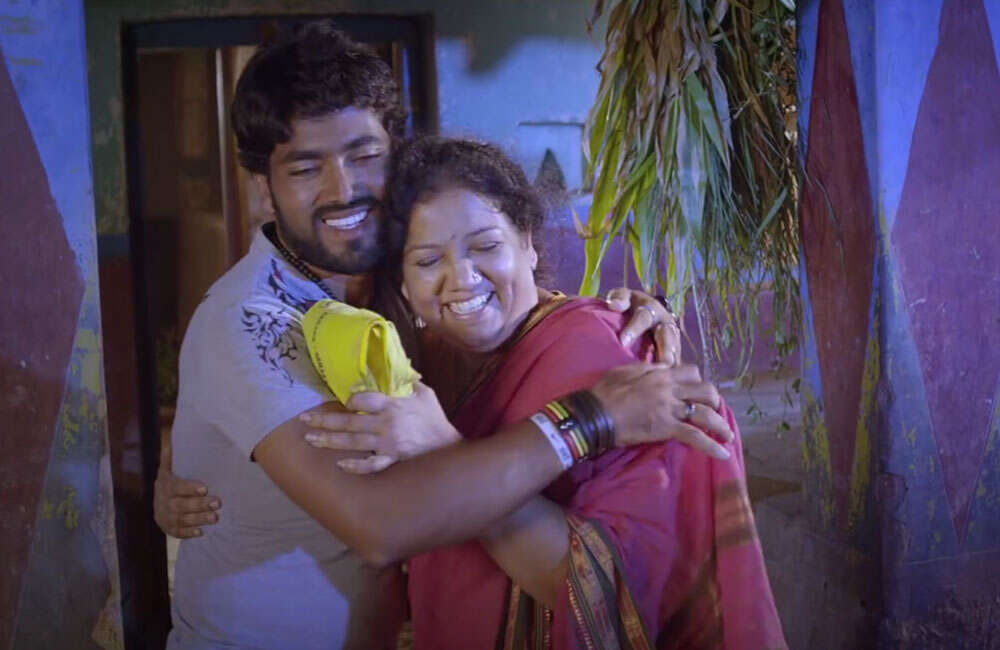 A still from Style Raja