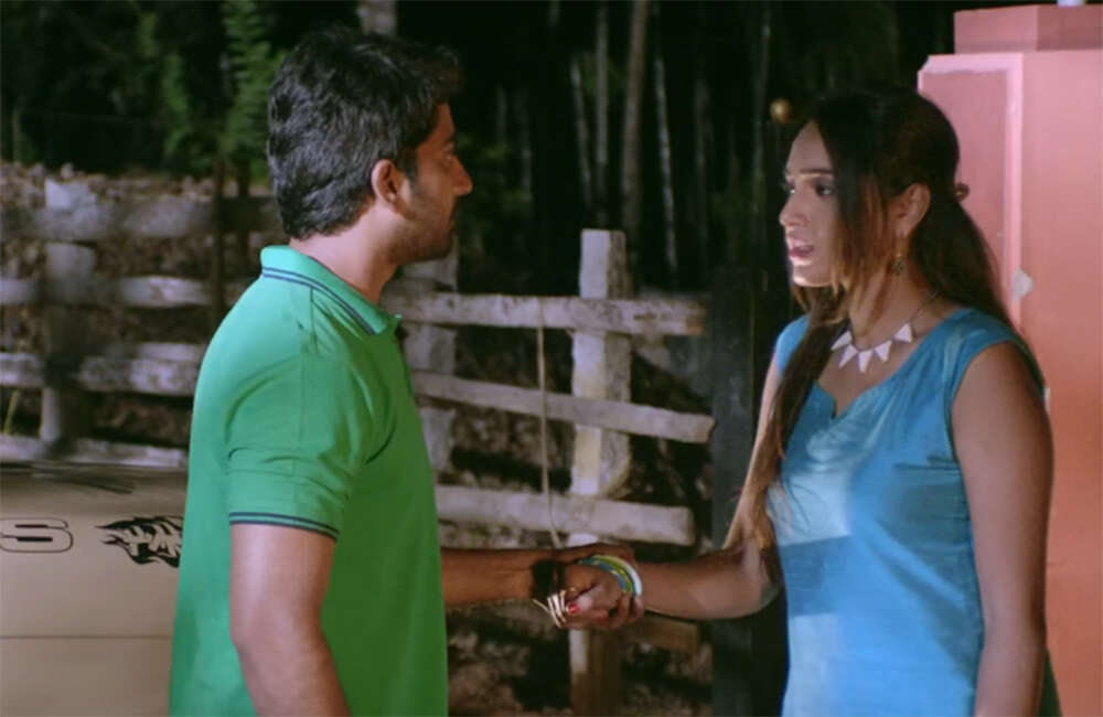 A still from Enendu Hesaridali