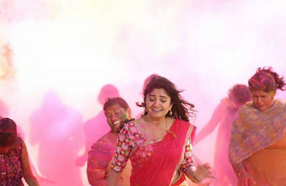 A still from Eradu Kanasu