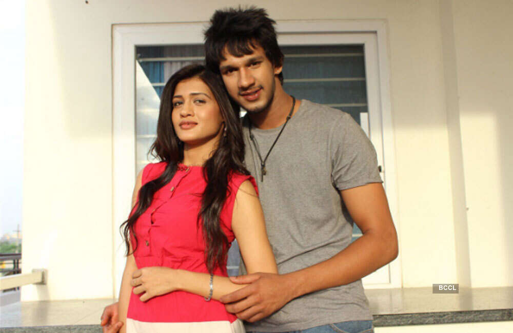 A still from Kotha Kothaga Vunnadi