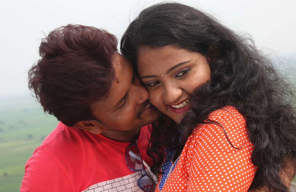 A still from Rendaksharalu