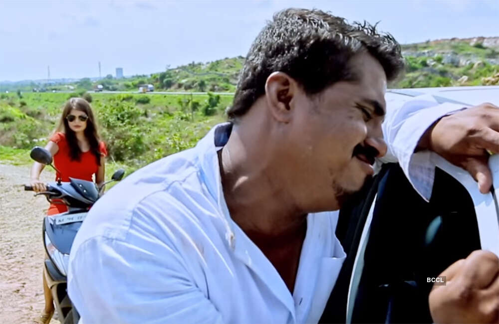 A still from Brand