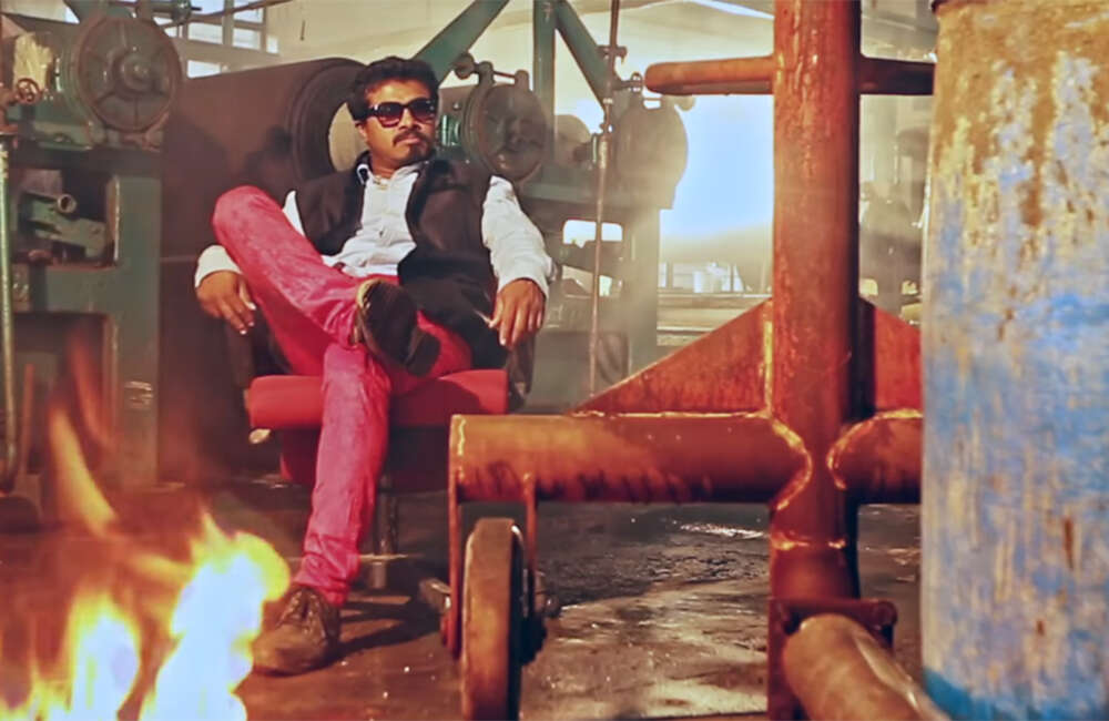 A still from Brand