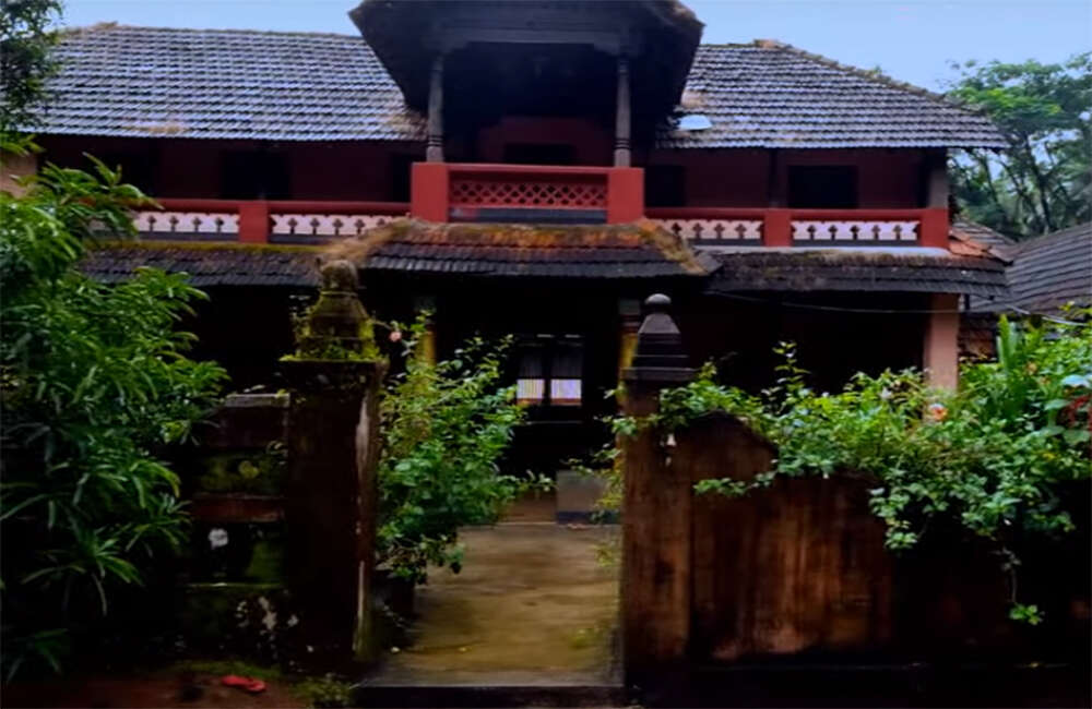 A still from Chitta Chanchala