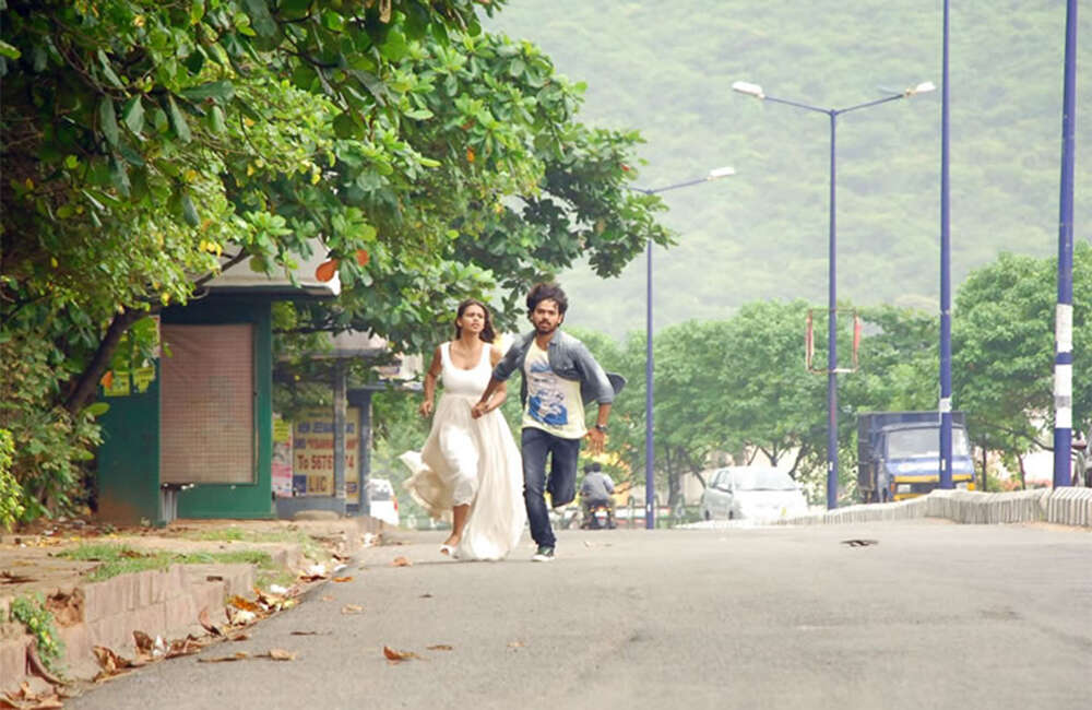 A still from Iddaram