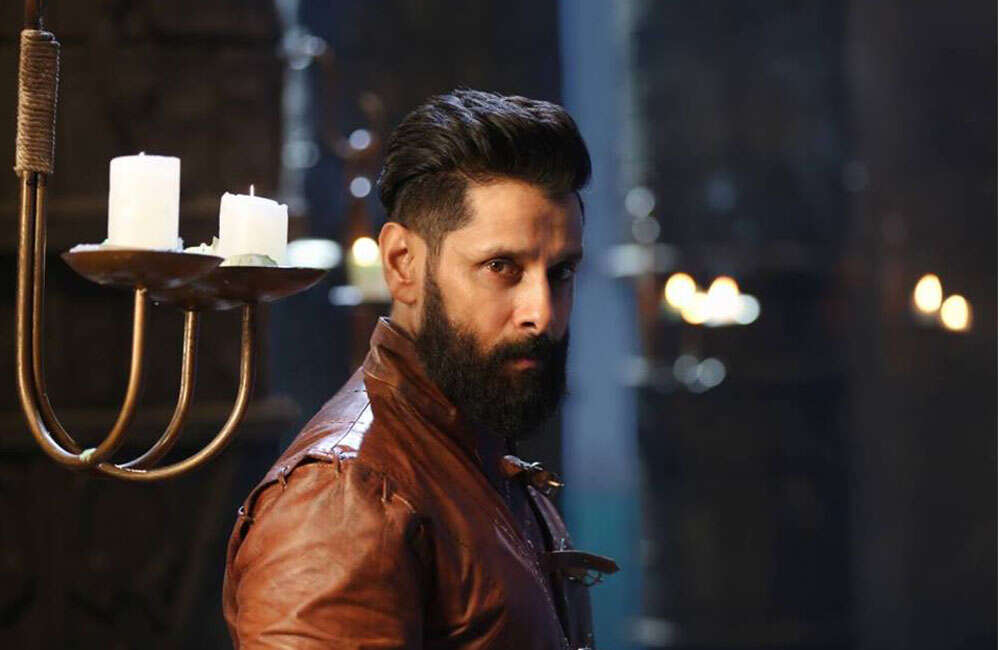 A still from Iru Mugan