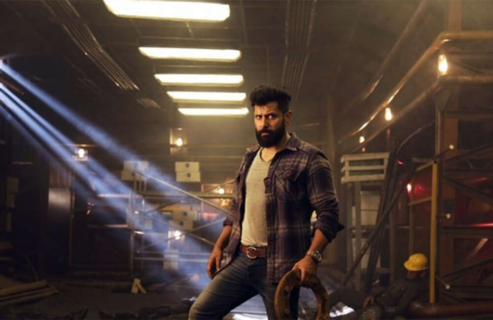 A still from Iru Mugan