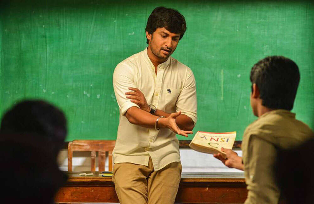 A still from Majnu