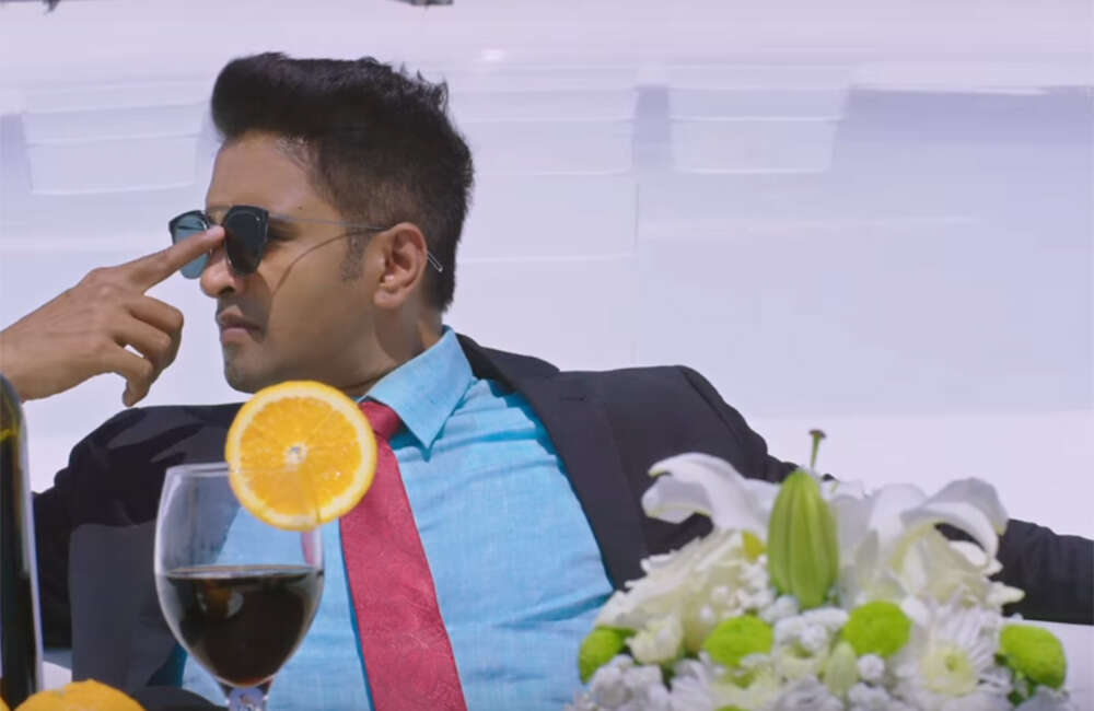 A still from Server Sundaram