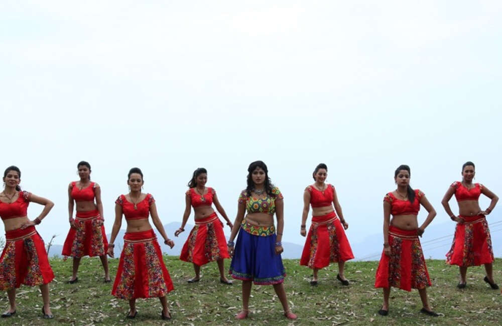 A still from Adra Machan Visilu