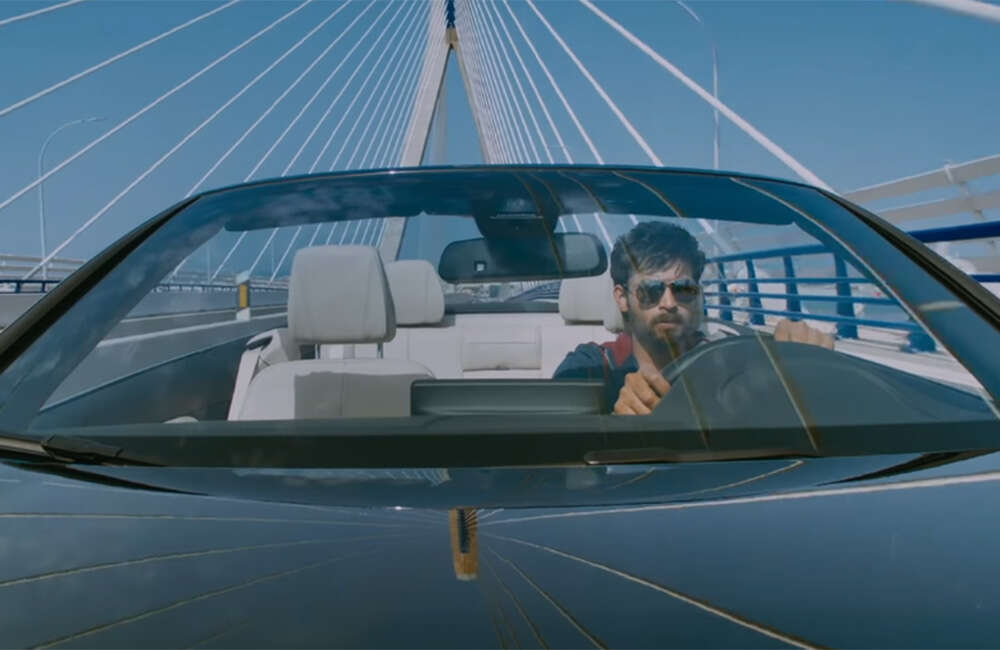 A still from Mister