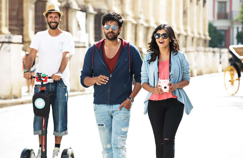 A still from Mister