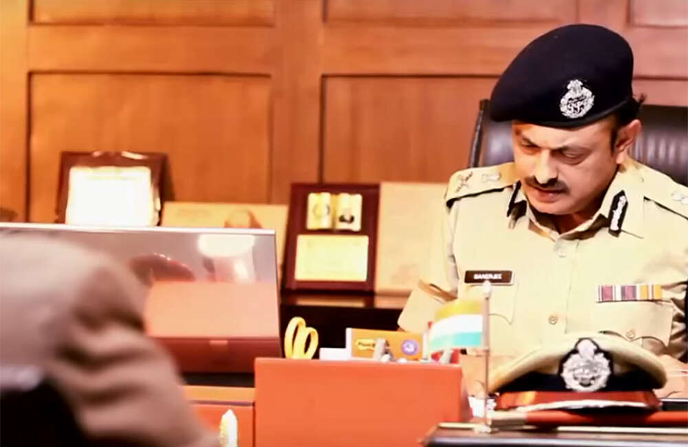 A still from Tann Mann Aur Dhan