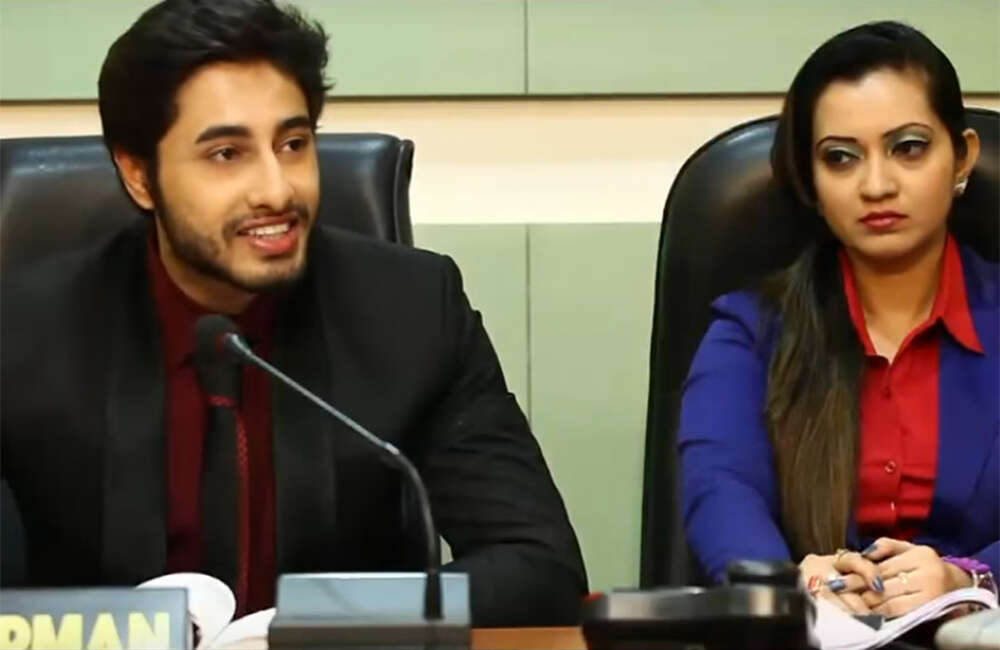 A still from Tann Mann Aur Dhan