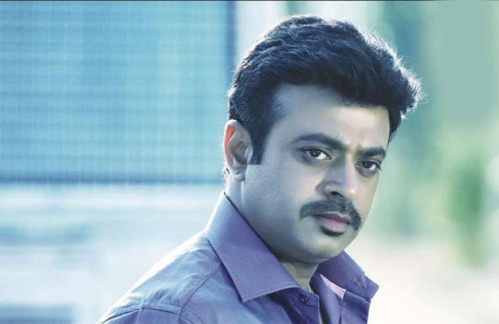 A still from Ee Charitra Inkennallu