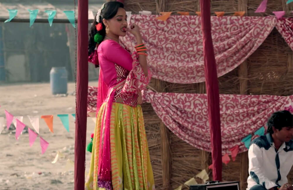 A still from Anaarkali Of Aarah