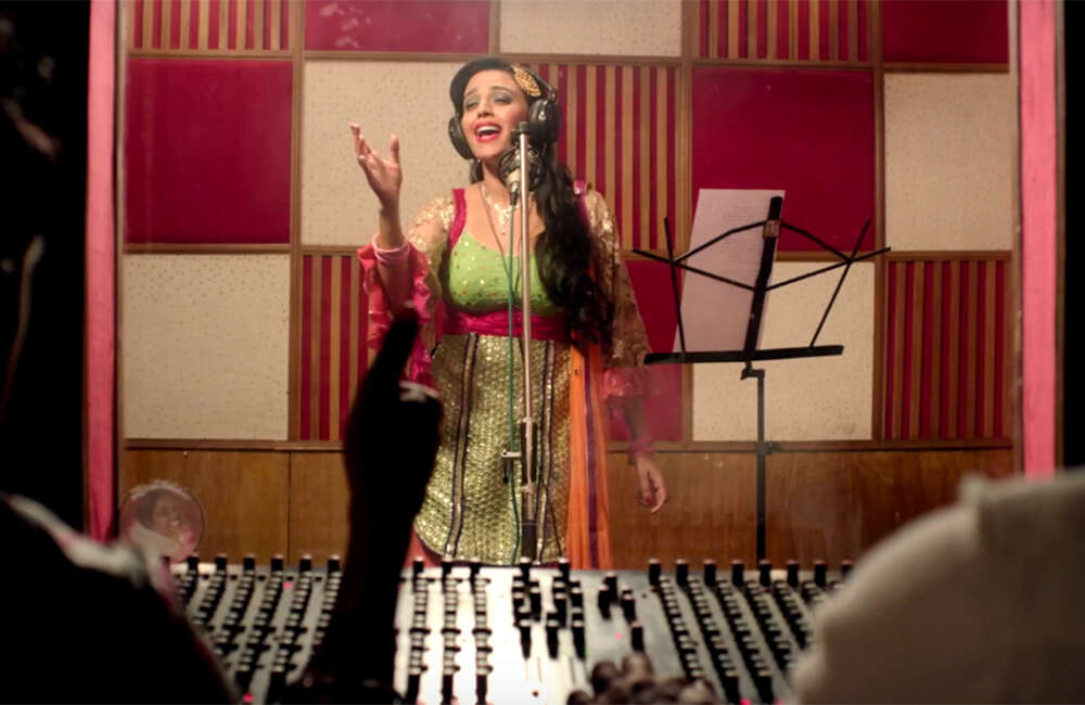 A still from Anaarkali Of Aarah