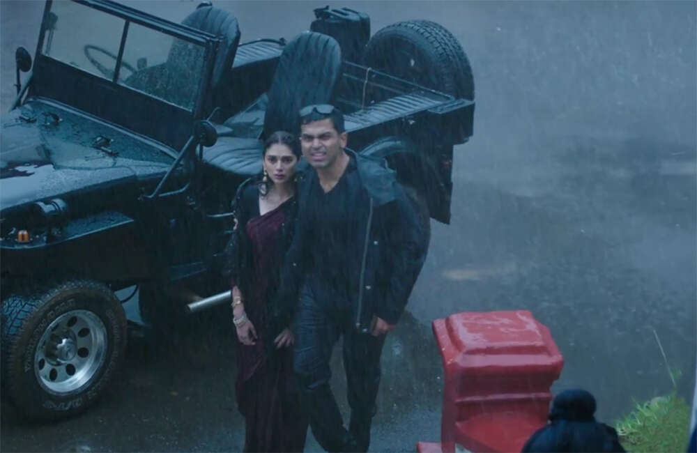 A still from Cheliyaa