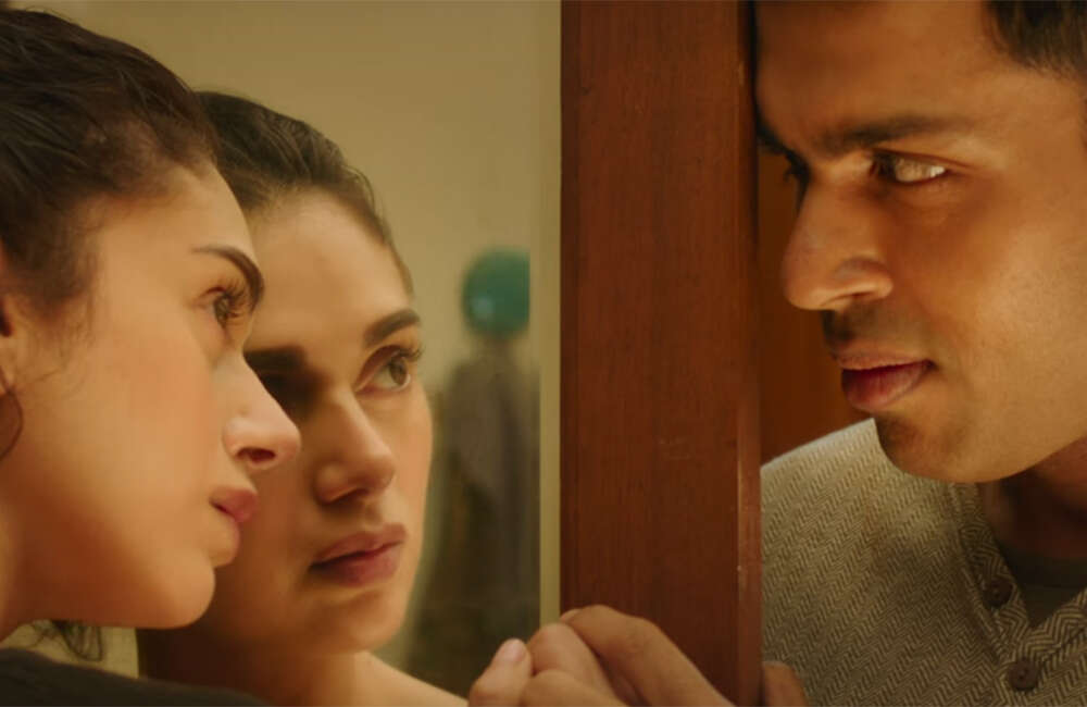 A still from Cheliyaa