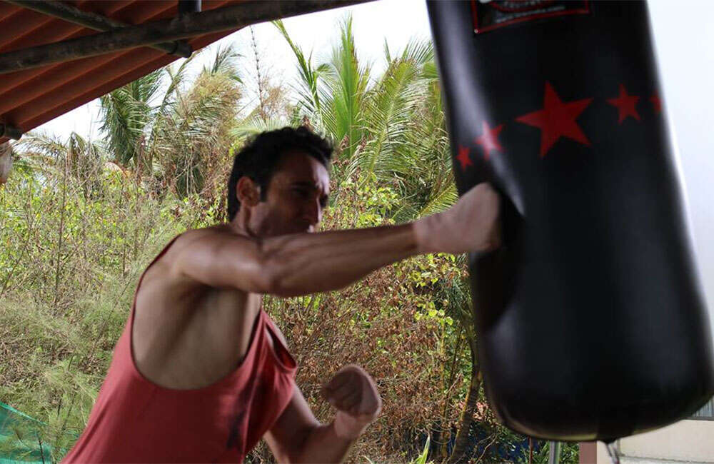 A still from Luv Shv Pyar Vyar