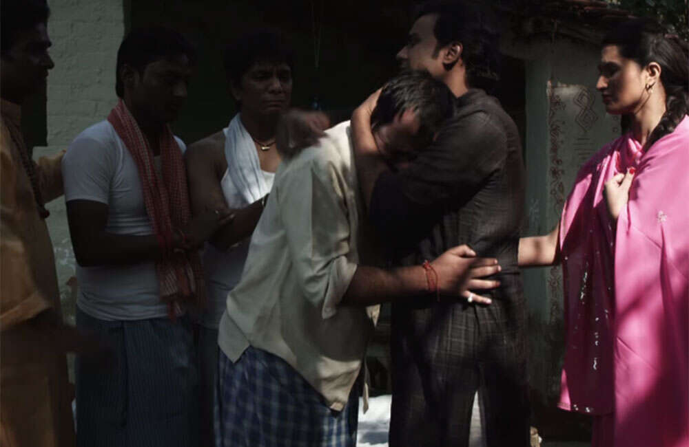 A still from Kutumb The Family