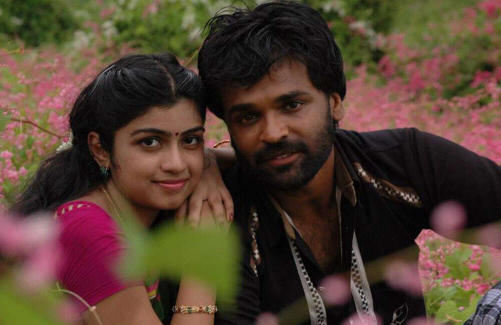 A still from Sandi Kuthirai
