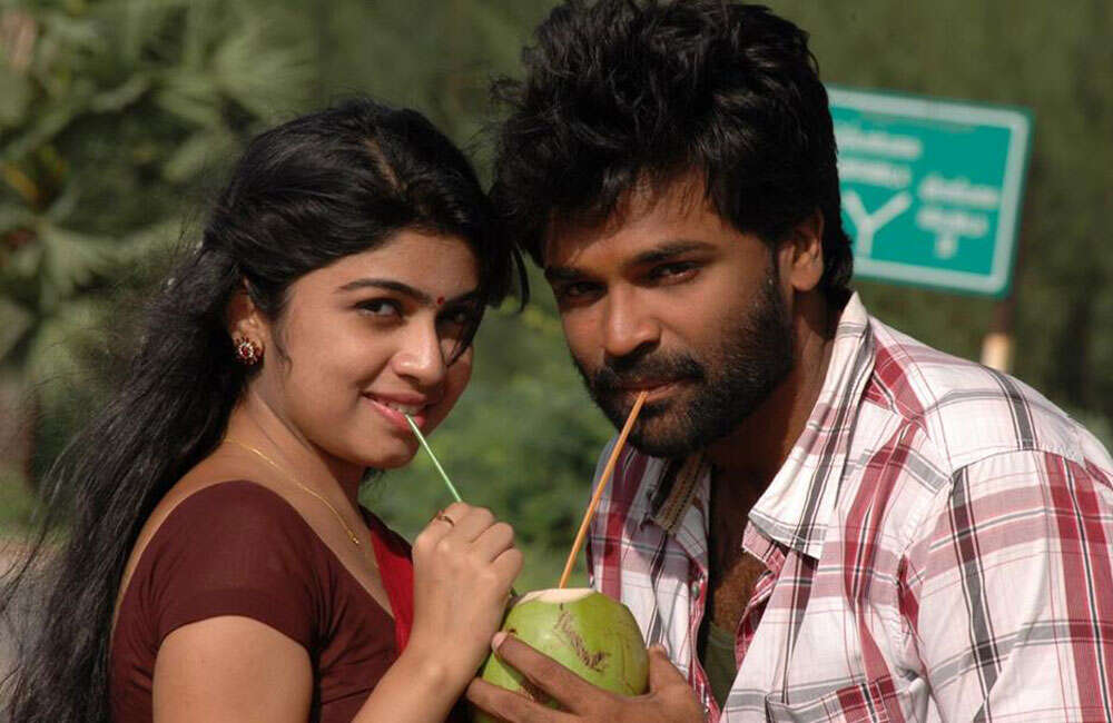 A still from Sandi Kuthirai