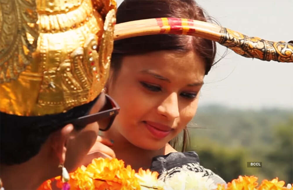 A still from Evandi Aayana Oorelladu