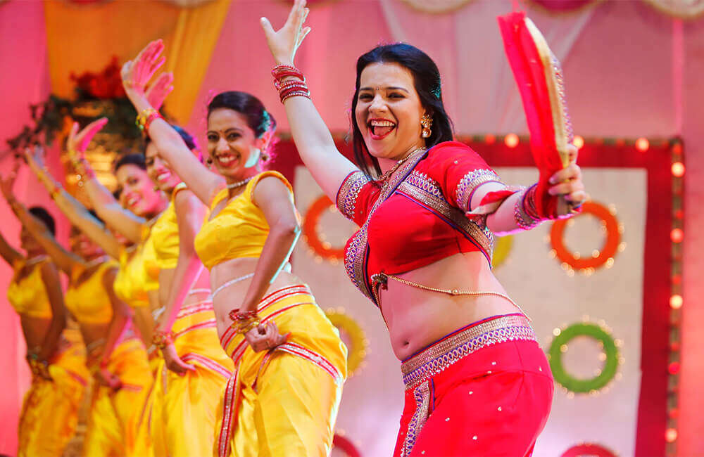 A still from Cine Mahal - Rojuki 4 Aatalu